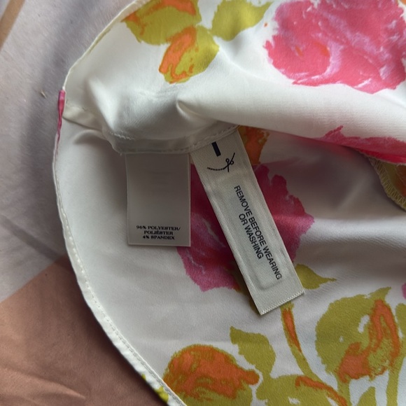 3/$10 Ann Taylor Floral White Pink Yellow Sleeveless Peplum Top - Picture 5 of 7